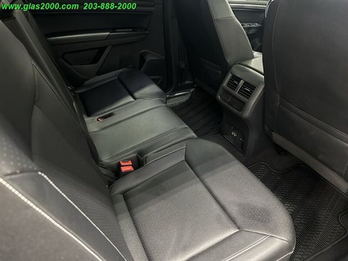 Used 2020 Volkswagen Atlas Cross Sport SE AWD/4WD image 10
