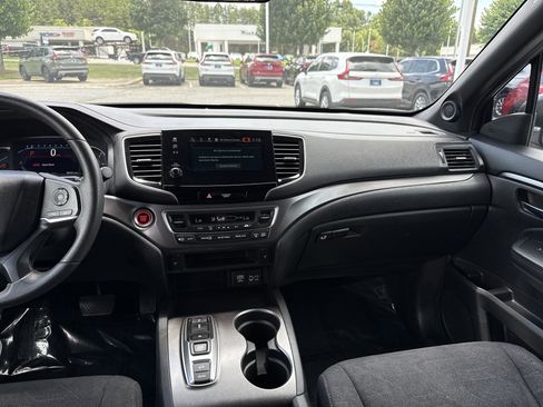 Used 2022 Honda Pilot Sport image 29