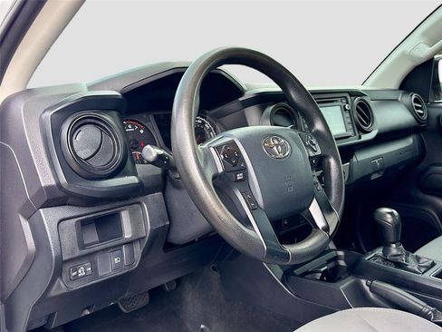 Used 2019 Toyota Tacoma SR w/ SR Convenience Package RWD image 9