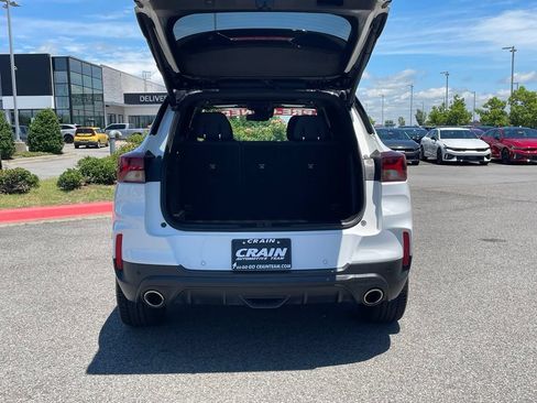 Used 2021 Chevrolet TrailBlazer RS w/ Sun and Liftgate Package FWD image 7