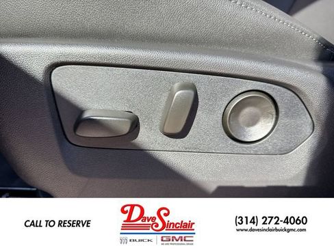 New 2026 GMC Sierra 1500 SLT w/ SLT Premium Package AWD/4WD image 12