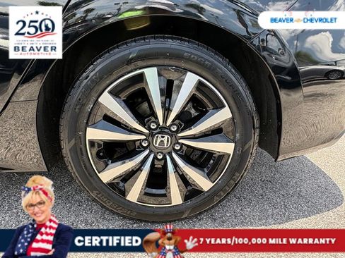 Used 2024 Honda Civic EX-L image 10