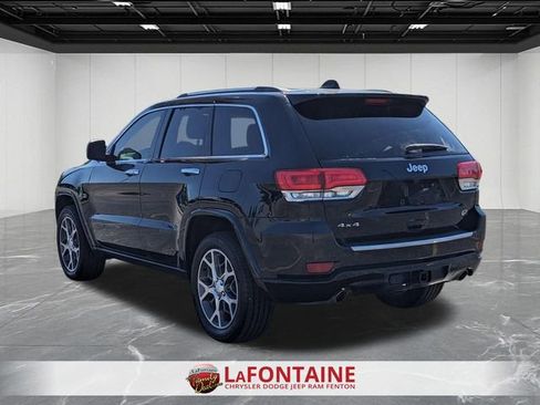 Used 2019 Jeep Grand Cherokee Overland AWD/4WD image 3