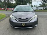 Used 2013 Toyota Sienna XLE image 2