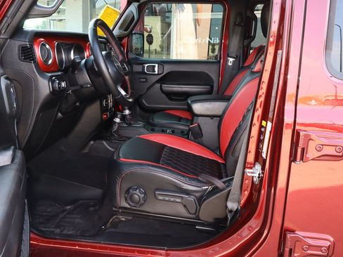 Used 2021 Jeep Wrangler Unlimited Rubicon AWD/4WD image 7