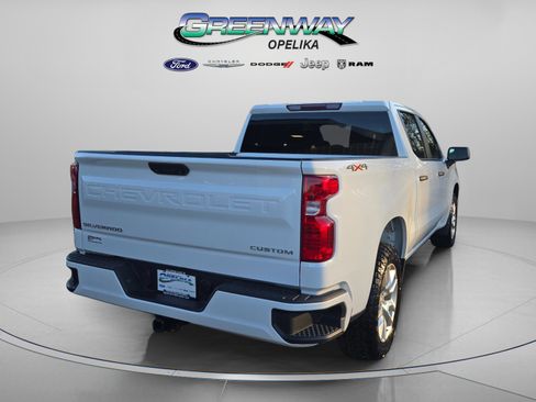 Used 2024 Chevrolet Silverado 1500 Custom image 8