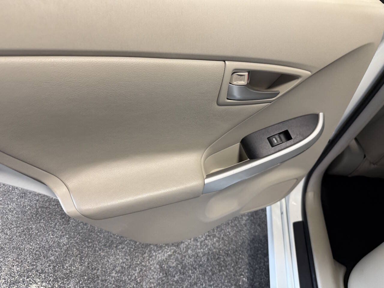 Used 2012 Toyota Prius Three FWD image 14
