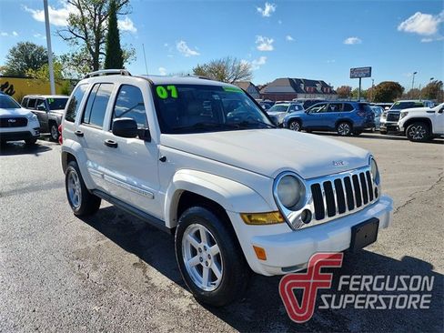 Used 2007 Jeep Liberty Limited image 1