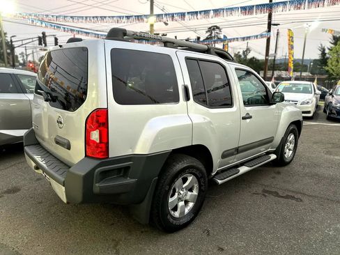 Used 2012 Nissan Xterra S w/ Value Package image 5