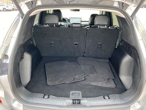 Used 2023 Ford Escape Platinum AWD/4WD image 20