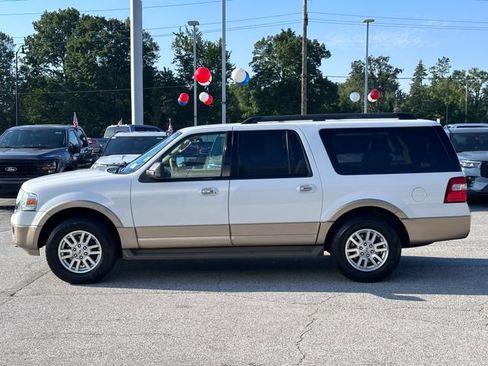 Used 2014 Ford Expedition EL XLT w/ Equipment Group 202A AWD/4WD image 4