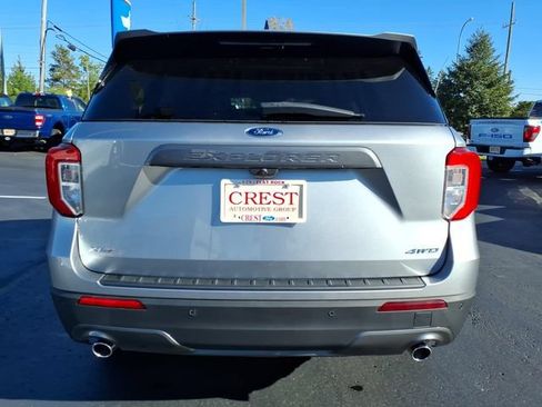 Used 2024 Ford Explorer XLT w/ Equipment Group 202A AWD/4WD image 5