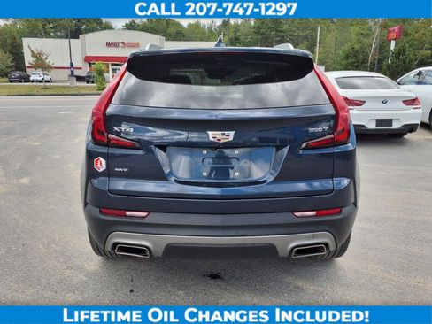 Used 2022 Cadillac XT4 Premium Luxury w/ Enhanced Visibility Package image 7