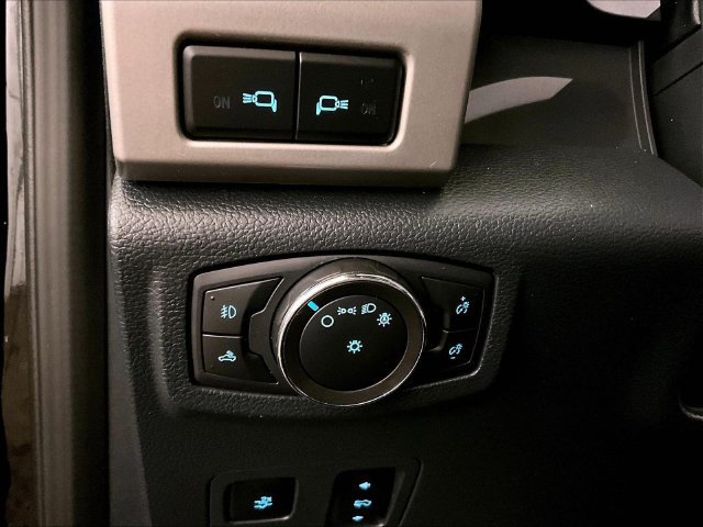 Used 2022 Ford F250 Lariat w/ Lariat Ultimate Package AWD/4WD image 30