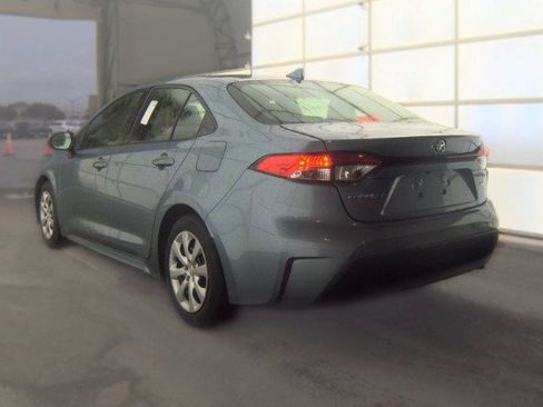 Used 2023 Toyota Corolla LE FWD image 6