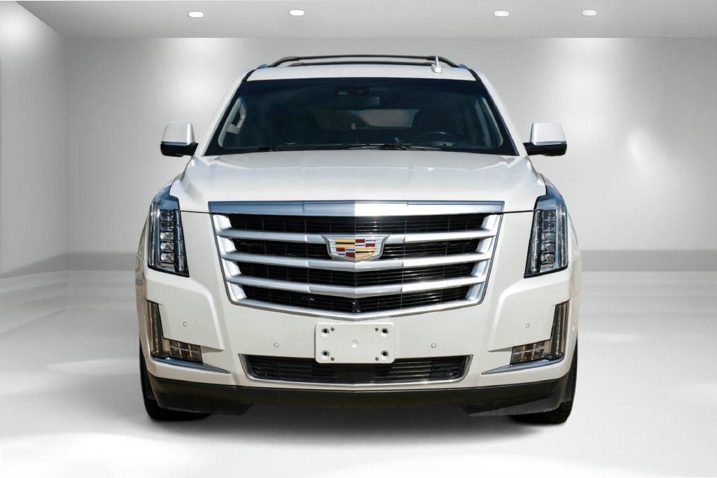 Used 2019 Cadillac Escalade ESV Premium Luxury RWD image 5