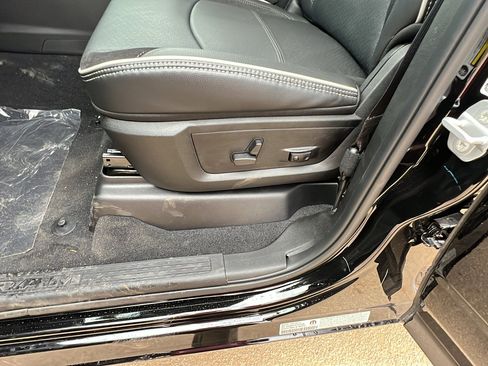 New 2026 RAM 2500 Laramie image 17