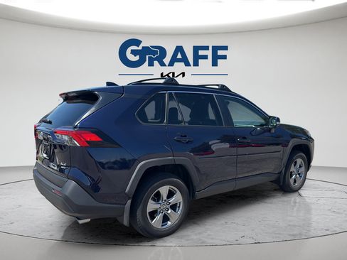 Used 2025 Toyota RAV4 XLE w/ Convenience Package AWD/4WD image 8