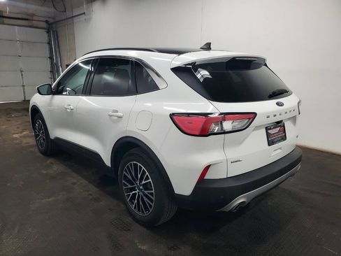 Used 2022 Ford Escape SEL w/ Technology Package image 5