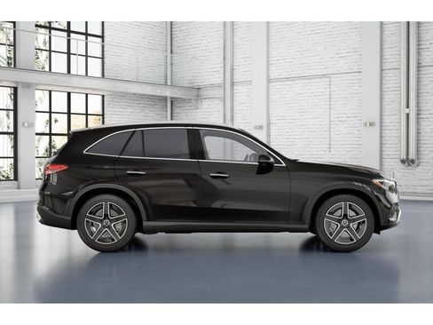 New 2026 Mercedes-Benz GLC 300 image 2
