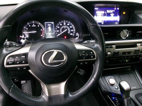 Used 2017 Lexus ES 350 Base 4dr Sedan image 35