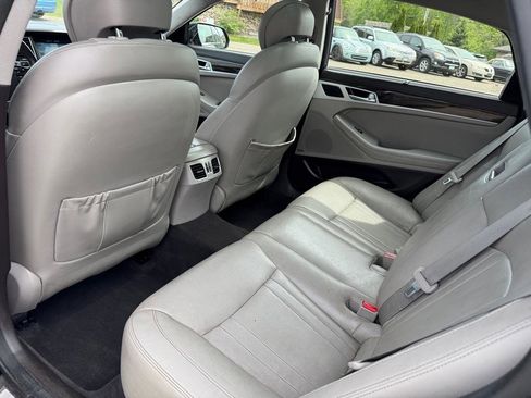 Used 2015 Hyundai Genesis 3.8 w/ Option Group 02 AWD/4WD image 21
