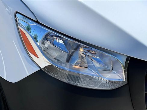 New 2025 Mercedes-Benz Sprinter 2500 image 13