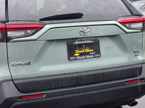 Used 2019 Toyota RAV4 XLE AWD/4WD image 15