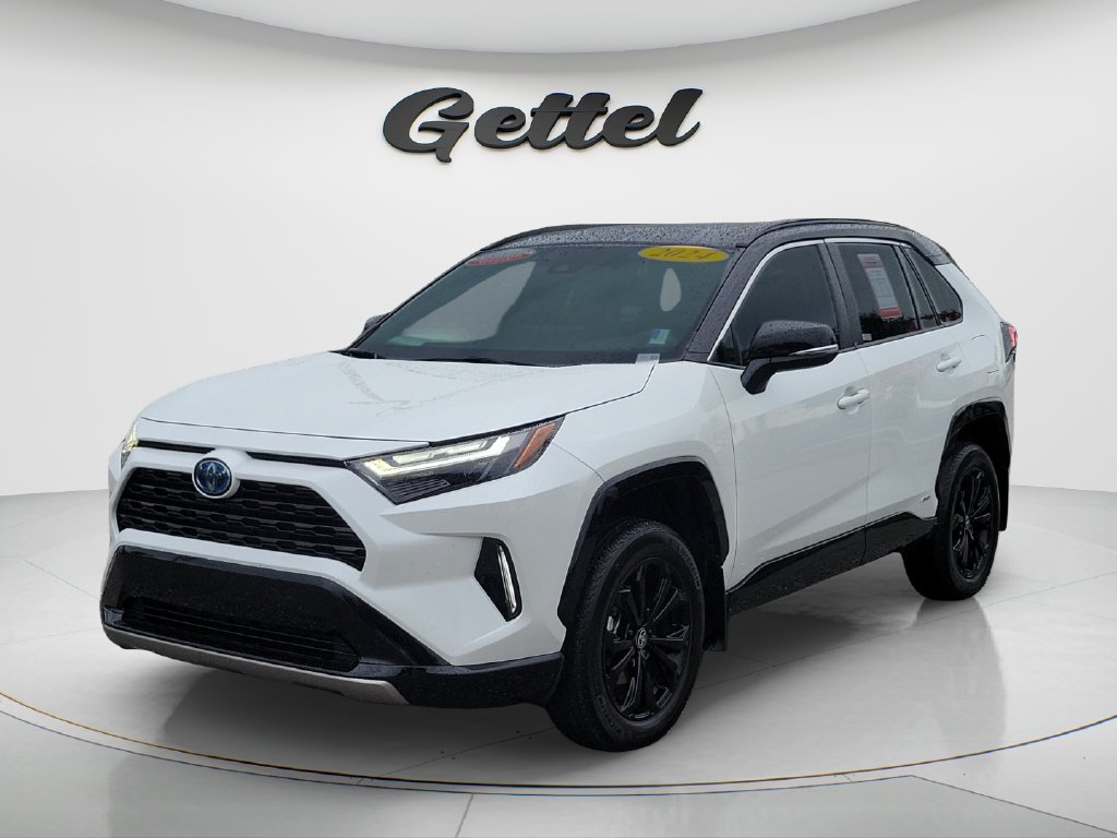Certified 2024 Toyota RAV4 XSE AWD/4WD image 1