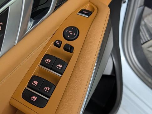 Used 2025 BMW X5 xDrive40i w/ M Sport Package image 28