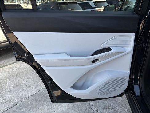 New 2026 Jeep Cherokee Limited image 19