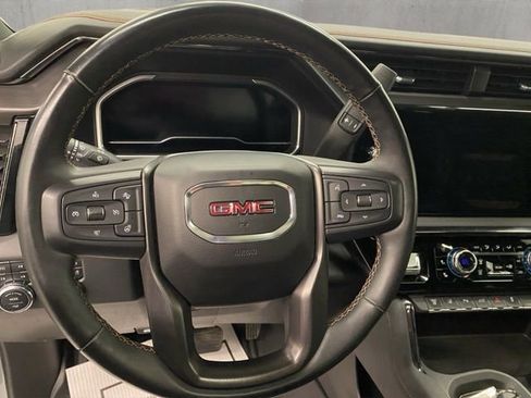 Used 2024 GMC Sierra 2500 AT4 w/ AT4 Premium Plus Package AWD/4WD image 17