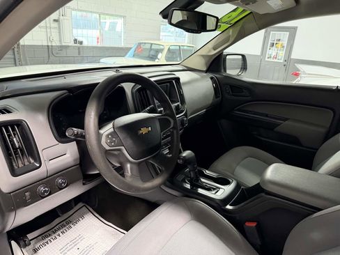 Used 2016 Chevrolet Colorado W/T w/ WT Convenience Package AWD/4WD image 13