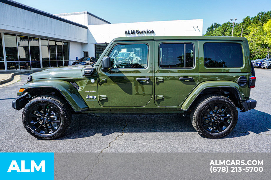 Used 2024 Jeep Wrangler Unlimited Sahara AWD/4WD image 6