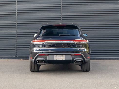 Used 2026 Porsche Macan image 7
