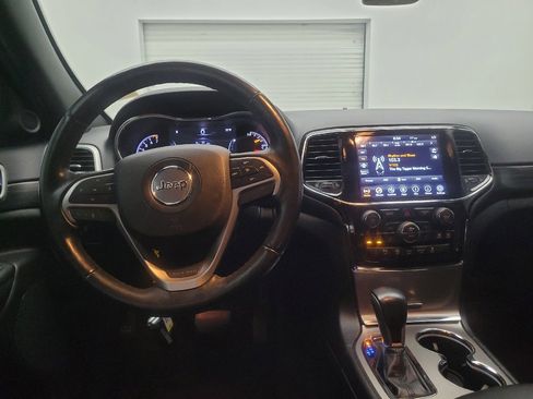Used 2022 Jeep Grand Cherokee Laredo X RWD image 22