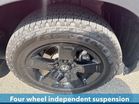 Used 2025 Honda Ridgeline Black Edition image 13