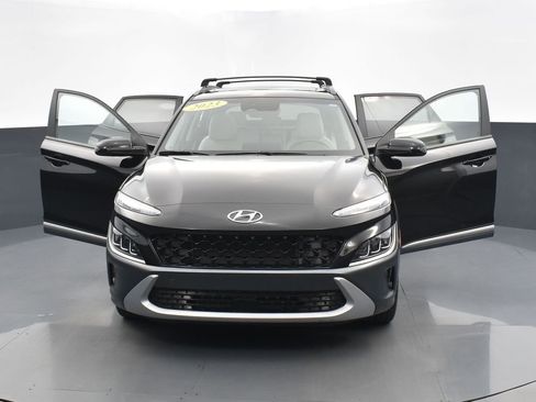 Used 2023 Hyundai Kona Limited AWD/4WD image 31