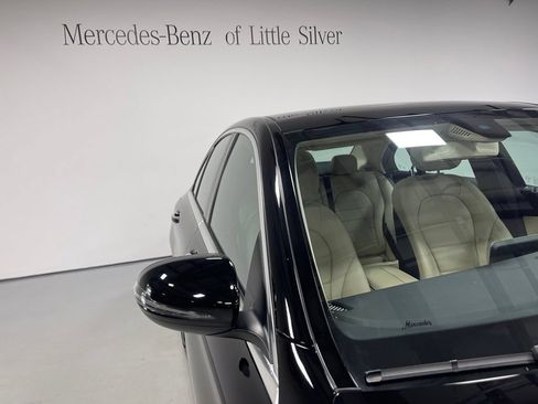 Used 2019 Mercedes-Benz C 300 4MATIC Sedan image 12