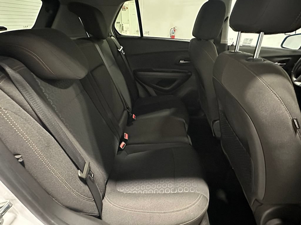 Used 2020 Chevrolet Trax LS w/ Tint and Cruise Package FWD image 21