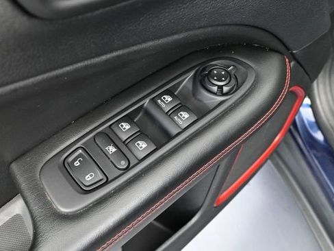 Used 2019 Jeep Compass Trailhawk AWD/4WD image 19