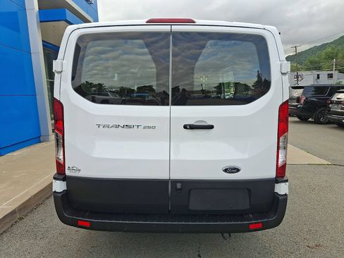 Used 2025 Ford Transit 250 Low Roof w/ Exterior Upgrade Package RWD image 5