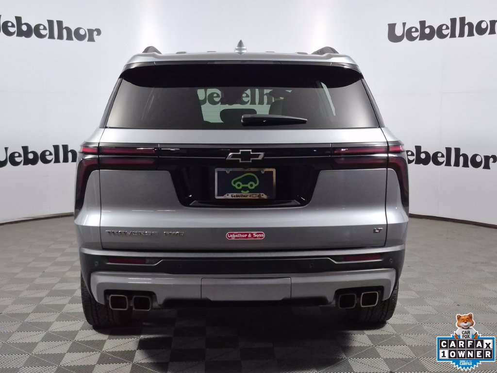 Used 2024 Chevrolet Traverse LT w/ Trailering Package AWD/4WD image 6