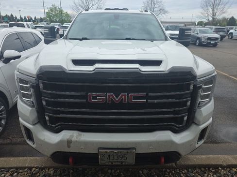 Used 2020 GMC Sierra 2500 AT4 w/ AT4 Premium Package AWD/4WD image 9