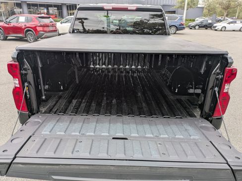 Used 2024 Chevrolet Silverado 1500 LT image 13