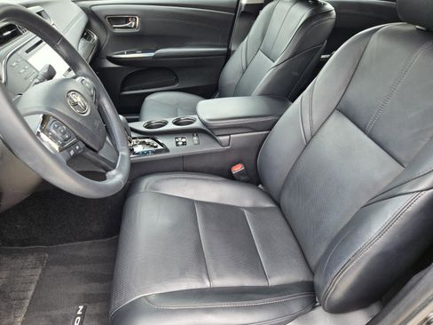 Used 2017 Toyota Avalon Limited FWD image 9
