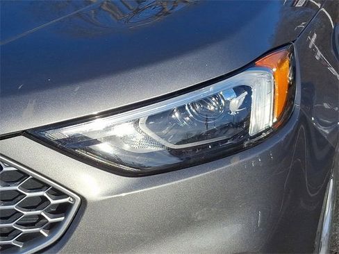 Used 2024 Ford Edge SEL image 9