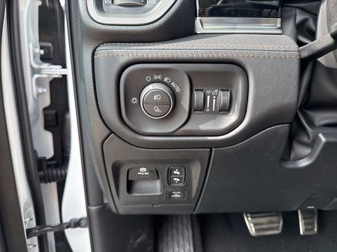 New 2026 RAM 1500 Tungsten AWD/4WD image 18