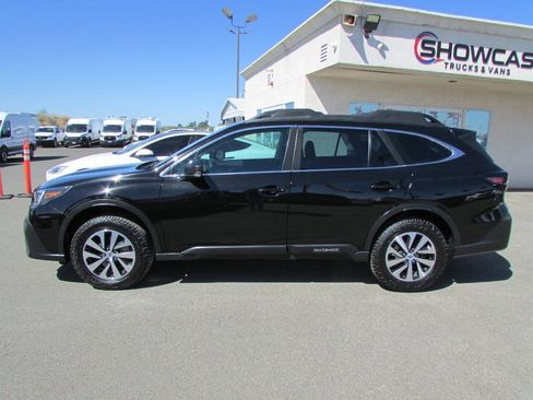 Used 2021 Subaru Outback AWD/4WD image 10