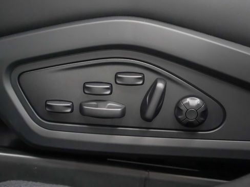 New 2025 Porsche Taycan GTS image 25